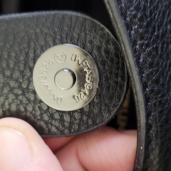 CLEMENTS RIBEIRO Black Pebbled Leather Cross-Body/Shoulder Bag - Picture 9 of 13